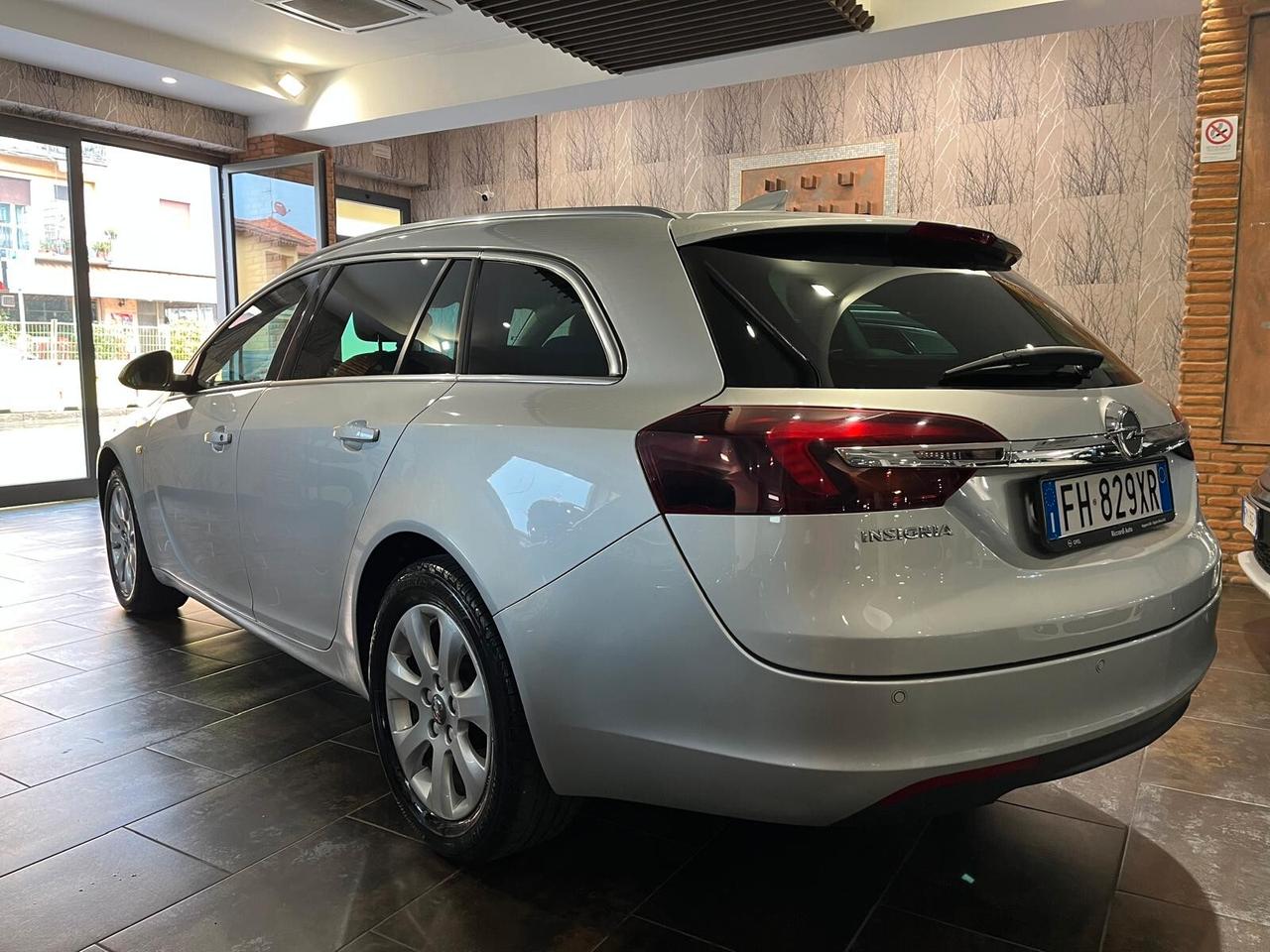Opel Insignia 1.6 CDTI 136CV Sports Tourer aut. Cosmo Business