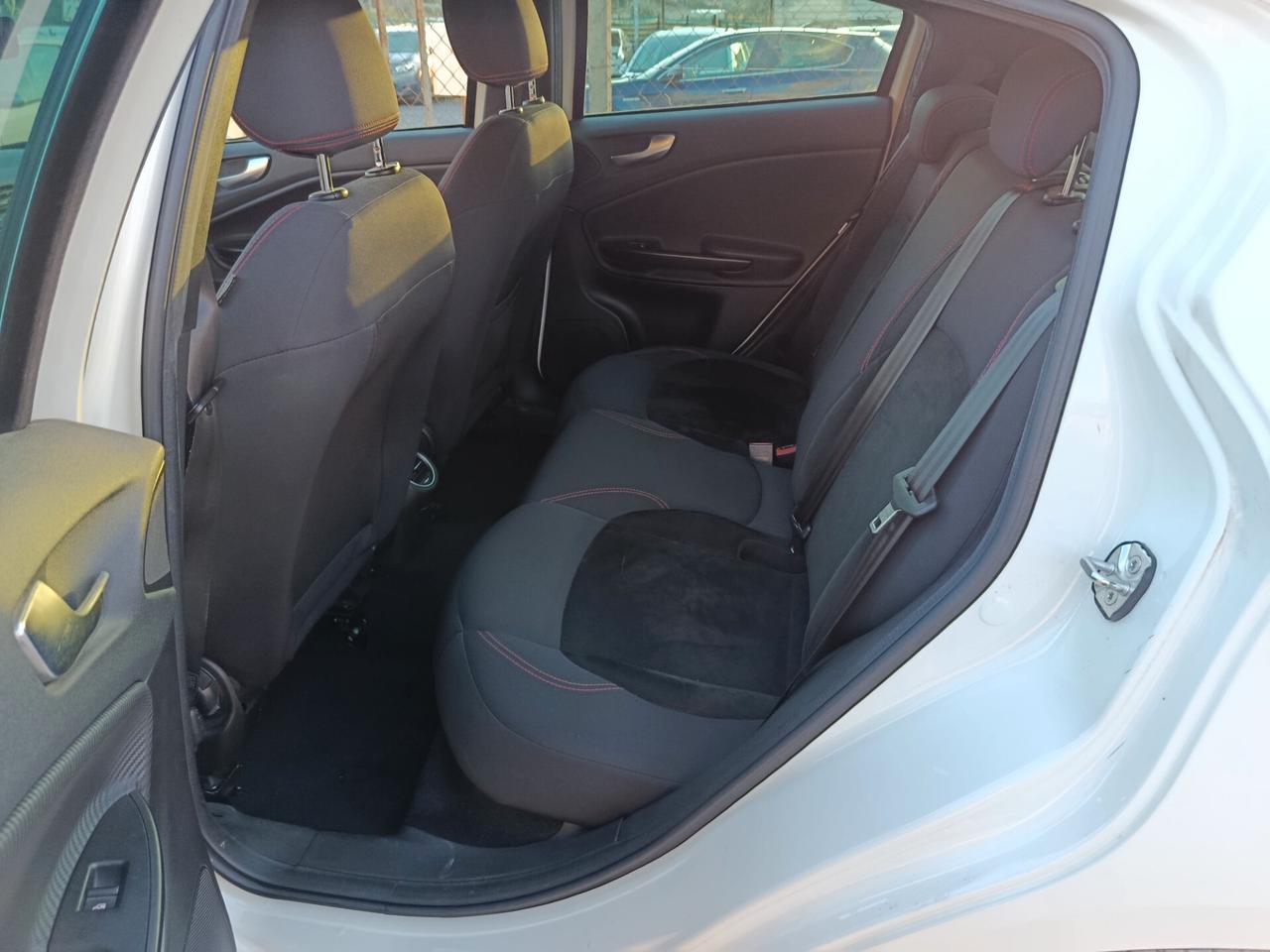 Alfa Romeo Giulietta 1.6 JTDm-2 120 CV Sprint