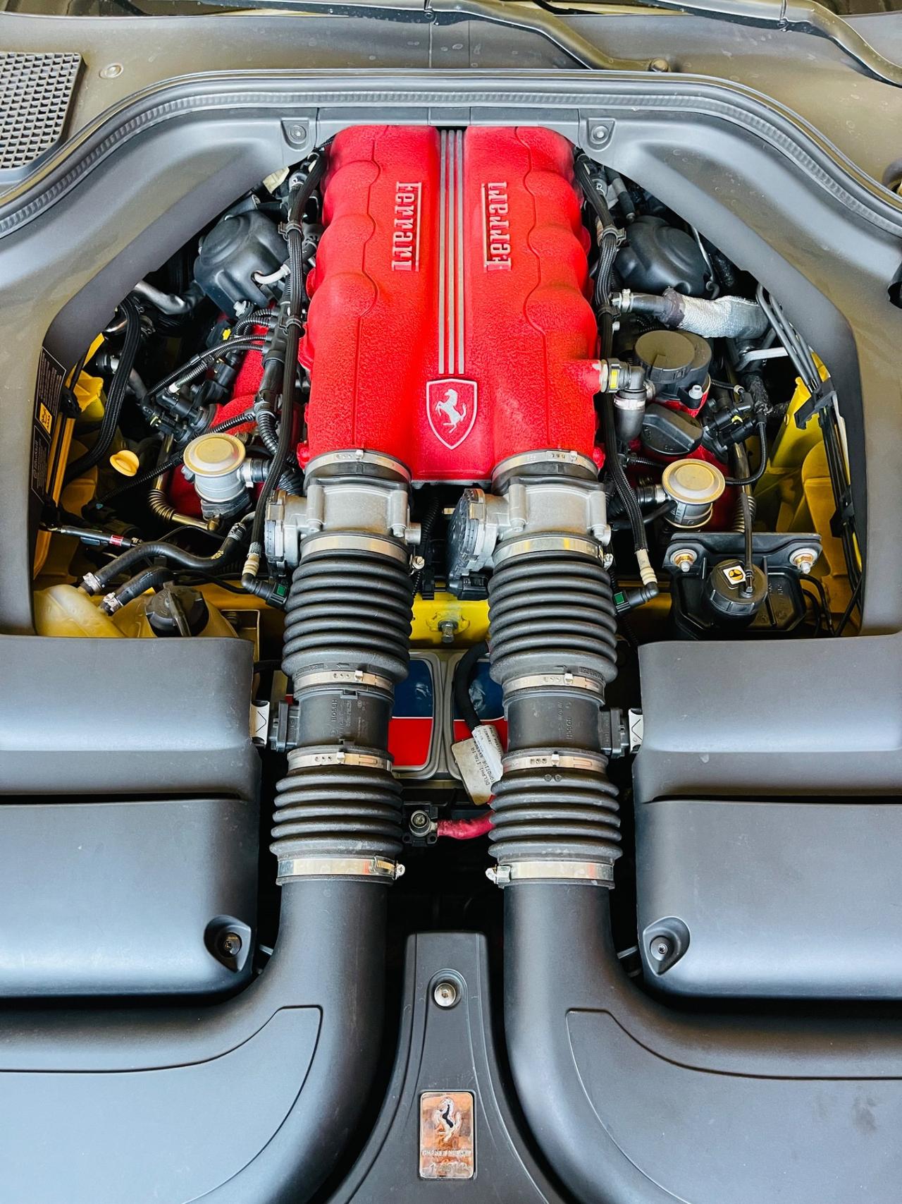 Ferrari California DCT Tailor Made PERMUTE RATE