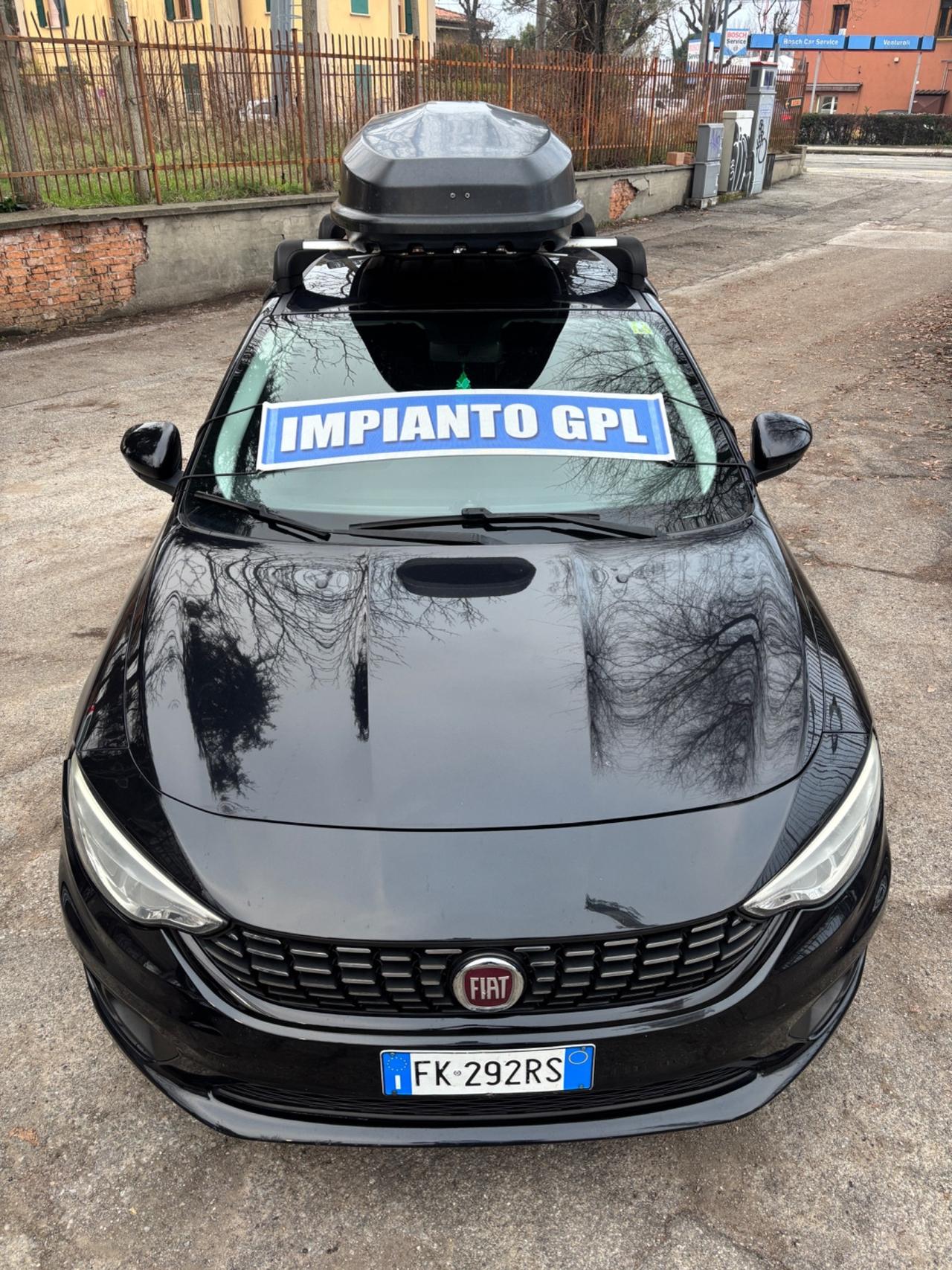 Fiat Tipo 1.4 T-Jet 120CV GPL 4 porte Easy