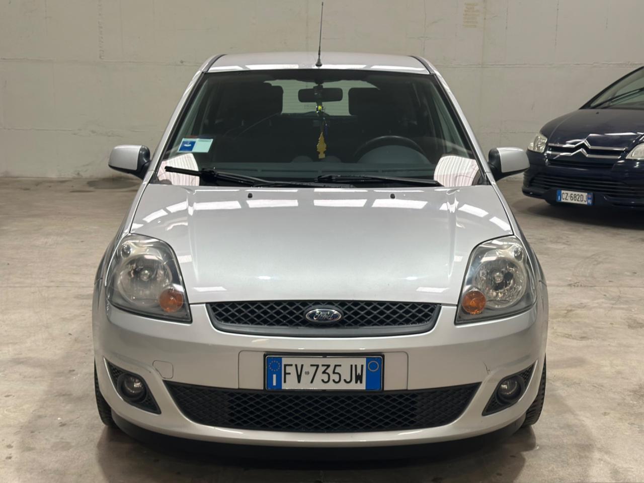 Ford FIESTA 1.2 16V 5p. CLEVER NEOPAT KMCERT GARANZ