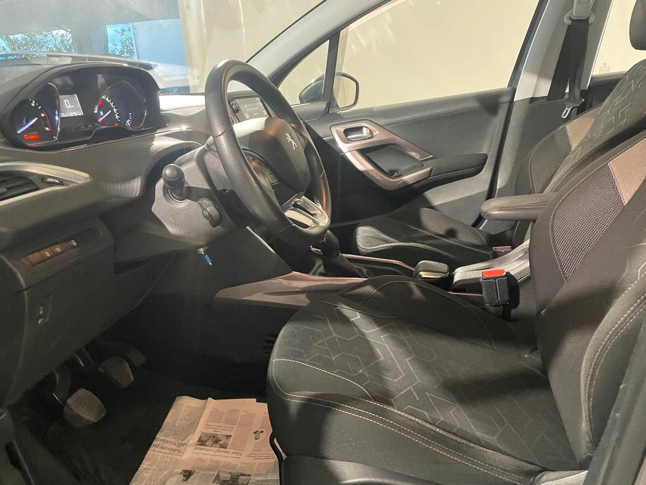 Peugeot 2008 BlueHDi 92CV PRONTA CONSEGNA NEOPATENTATI