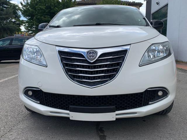 LANCIA Ypsilon 1.2 69 CV 5 porte Silver