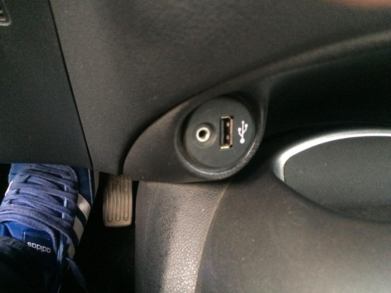 2012 Nissan Juke 1.5 dCi tagliandata con garanzia !!!