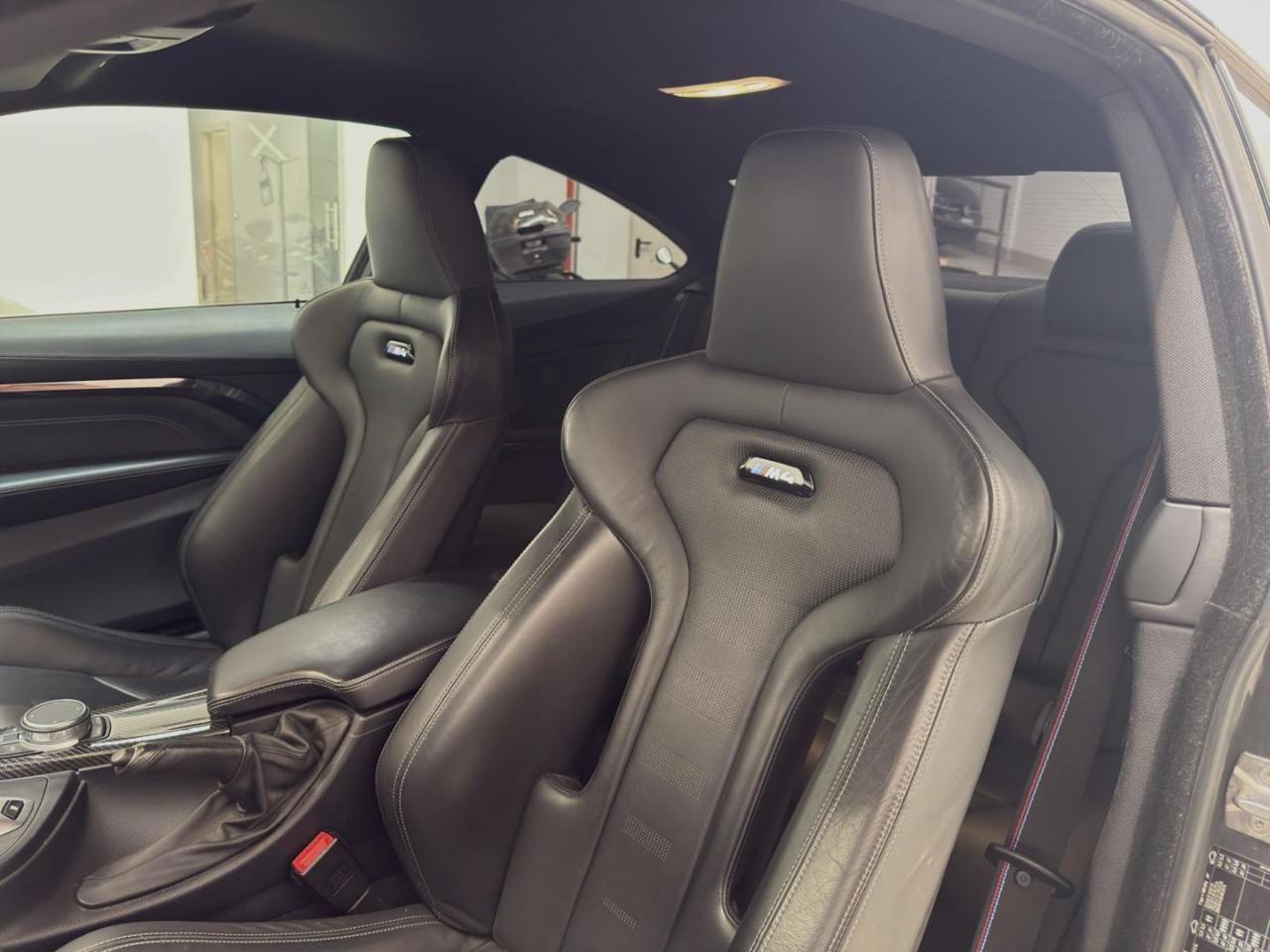 BMW M4 Coupé*COMPETITION*FORMULA S*