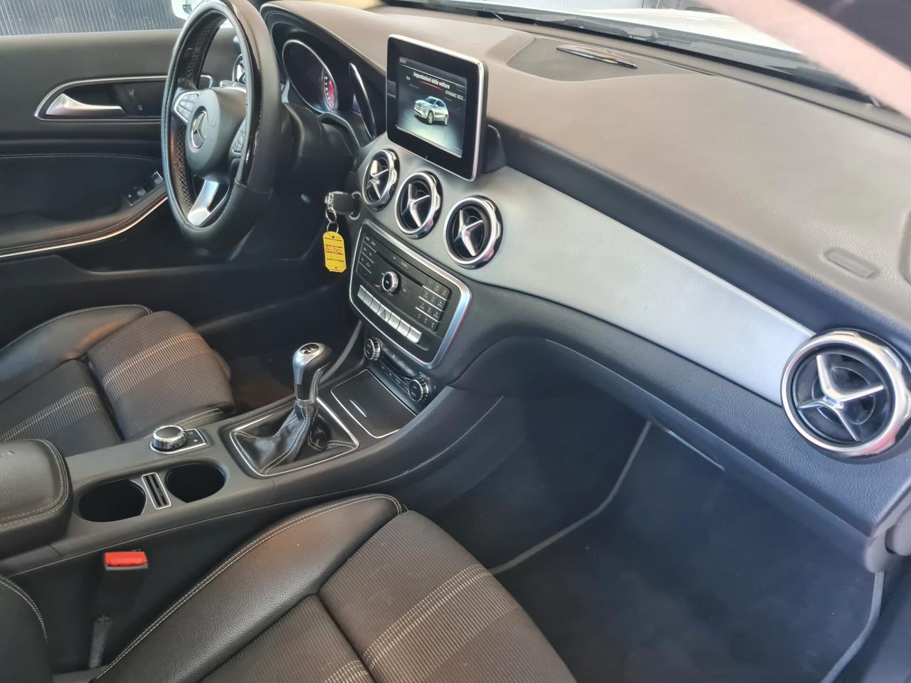 Mercedes GLA 200d Sport*MOTORE TURBINA FRIZ. NUOVI*