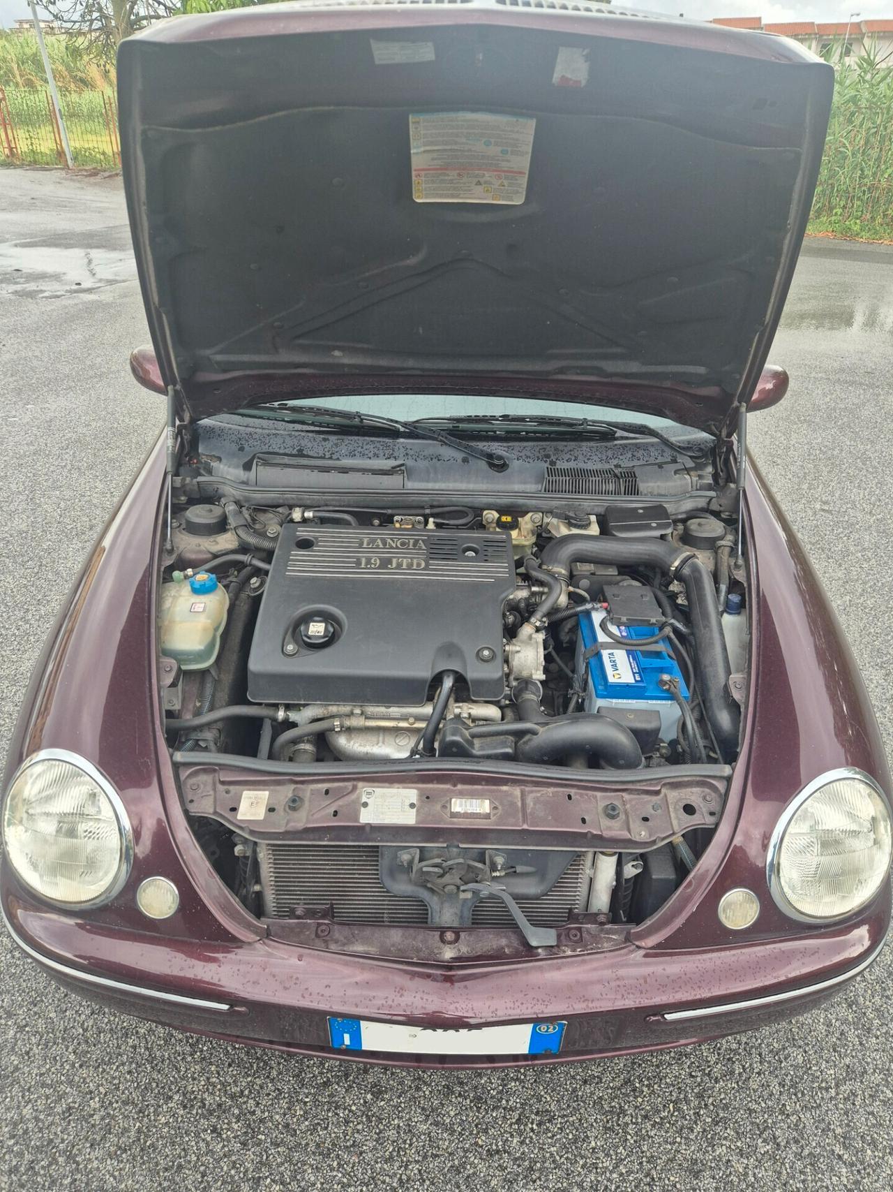 Lancia Lybra 1.9 JTD cat Station Wagon LX