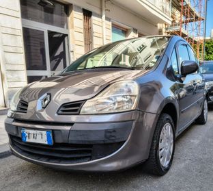 Renault Modus 1.2 Yahoo! - 2011