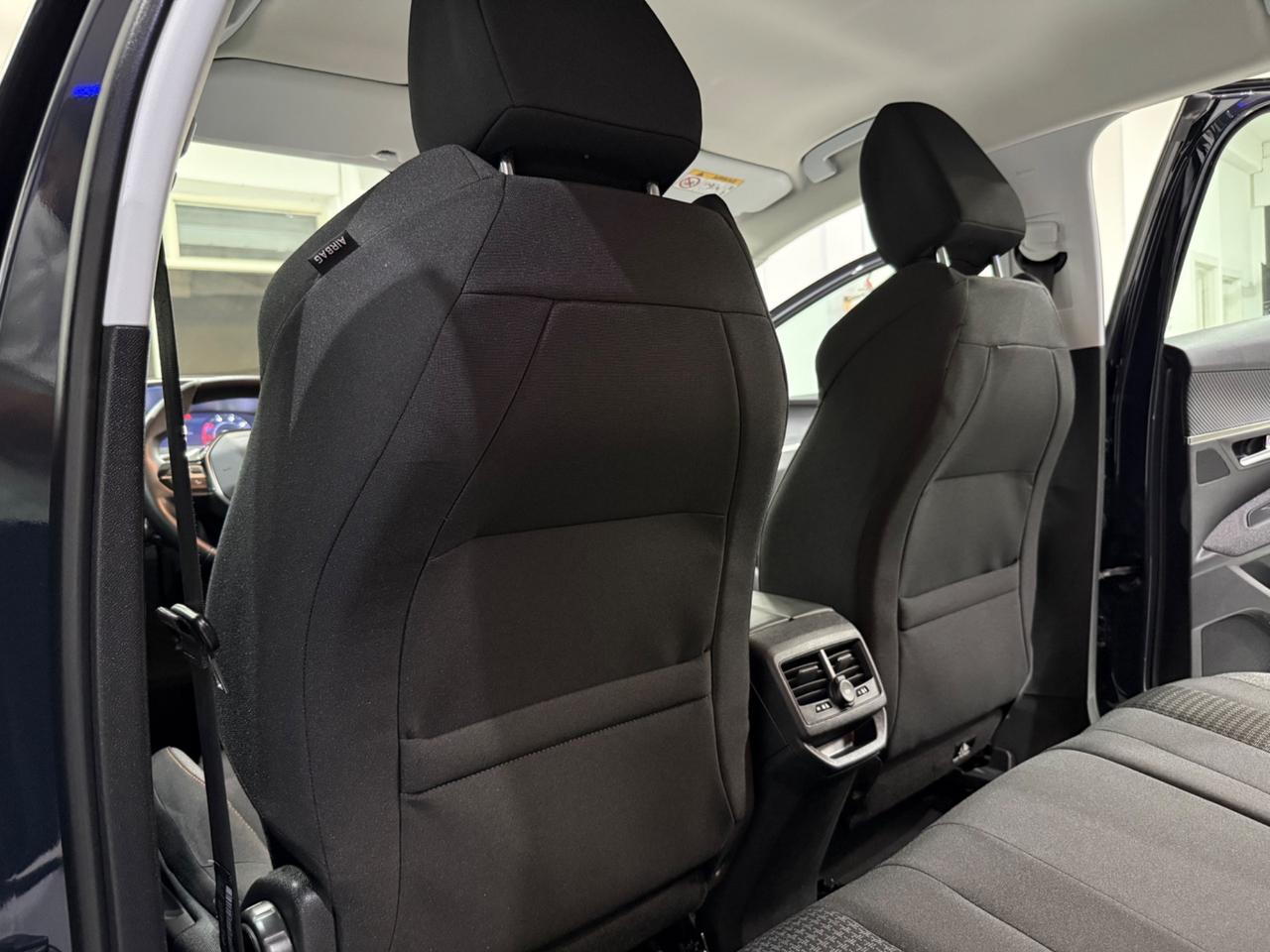 Peugeot 3008 BlueHDi 130 S&S EAT8 Business
