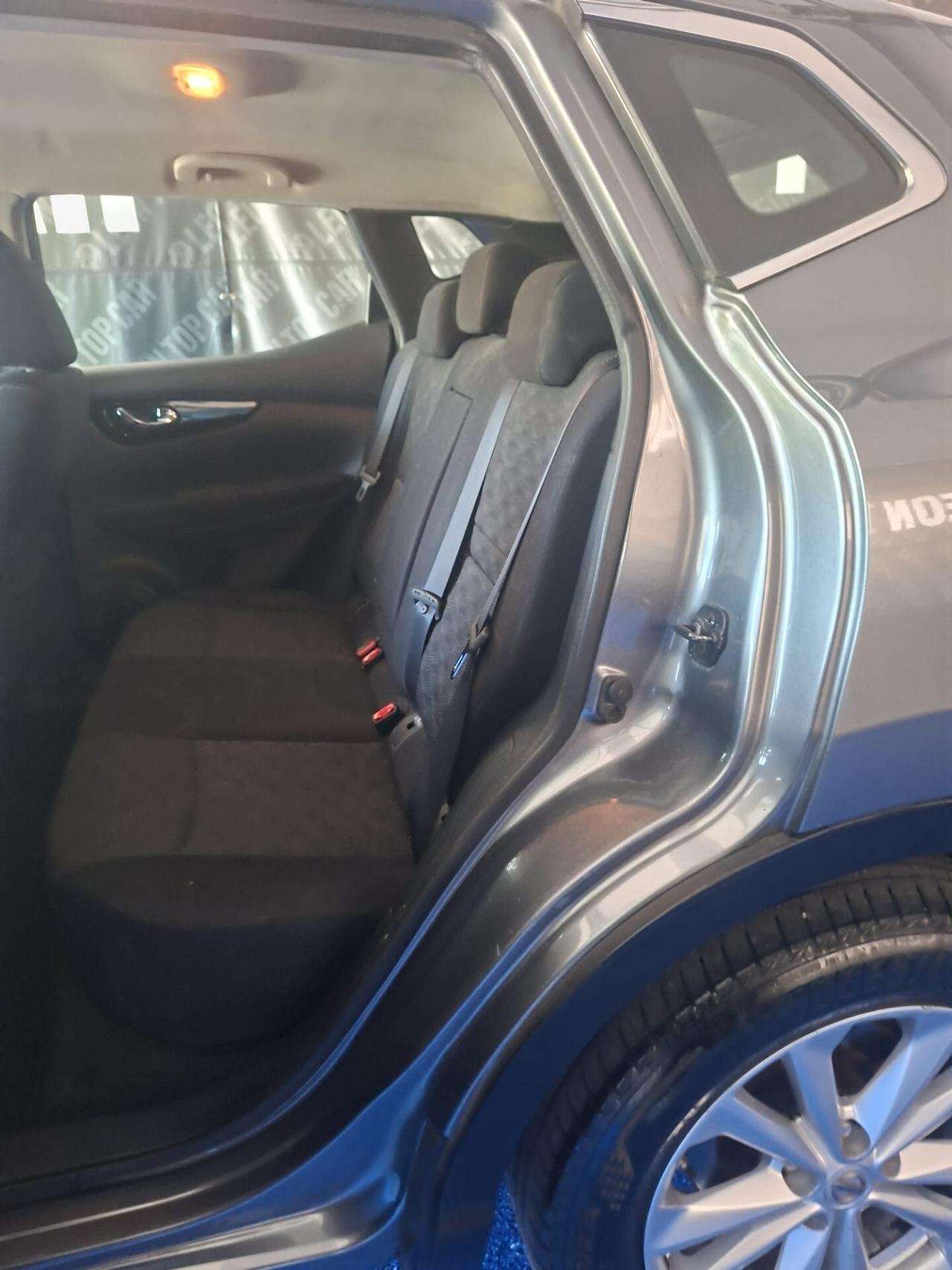 Nissan Qashqai 1.5 dCi Tekna garantita 12 mesi
