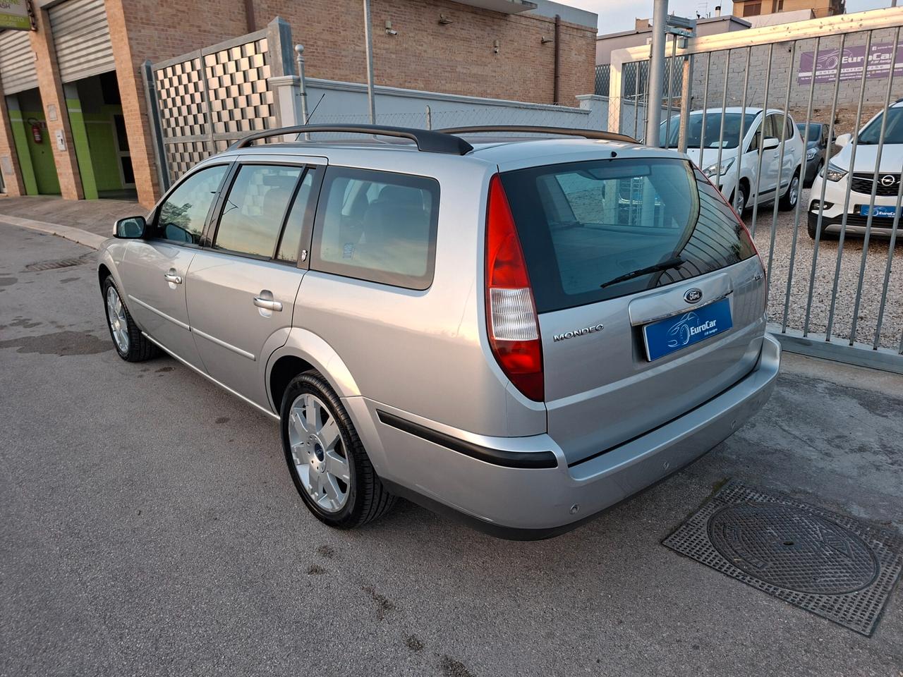 Ford Mondeo Ghia 2.0 TDCi 130cv SW