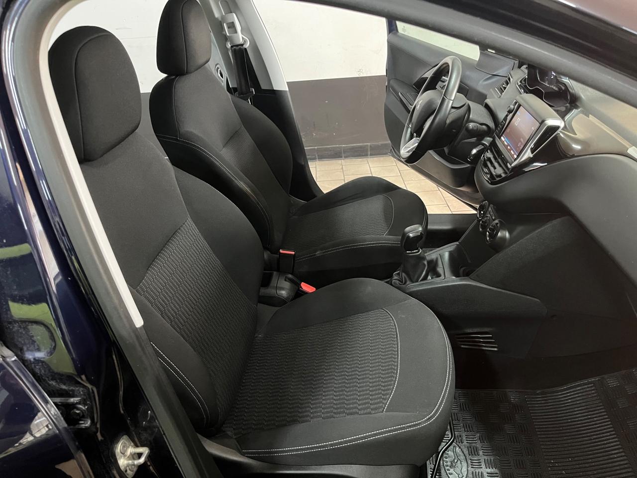 Peugeot 208 1.2 benzina Allure tagliandata 2017