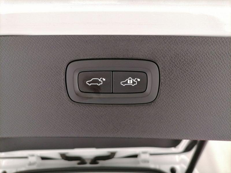 Volvo XC90 2.0 b5 Plus Bright awd 7p.ti auto