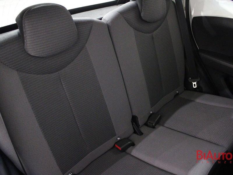 Toyota Aygo Aygo 5p 1.0 x-play m-mt 72cv