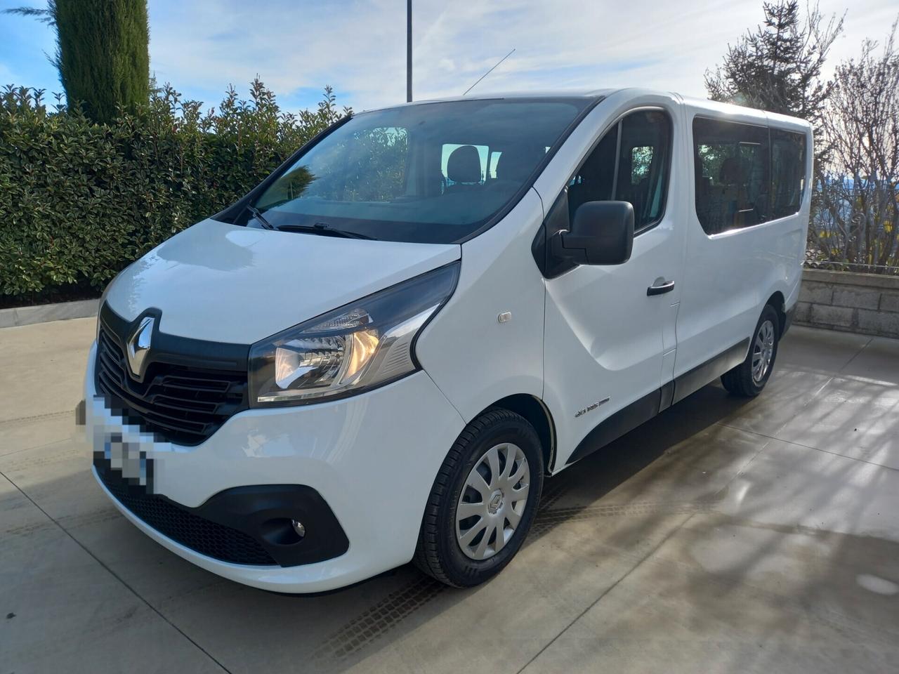 Renault Trafic T29 1.6 dCi 145CV 9 POSTI