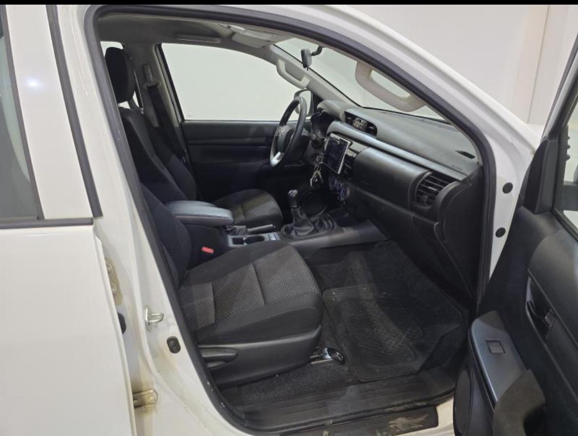Toyota Hilux 2.4 D-4D 4WD 4 porte Double Cab Executive