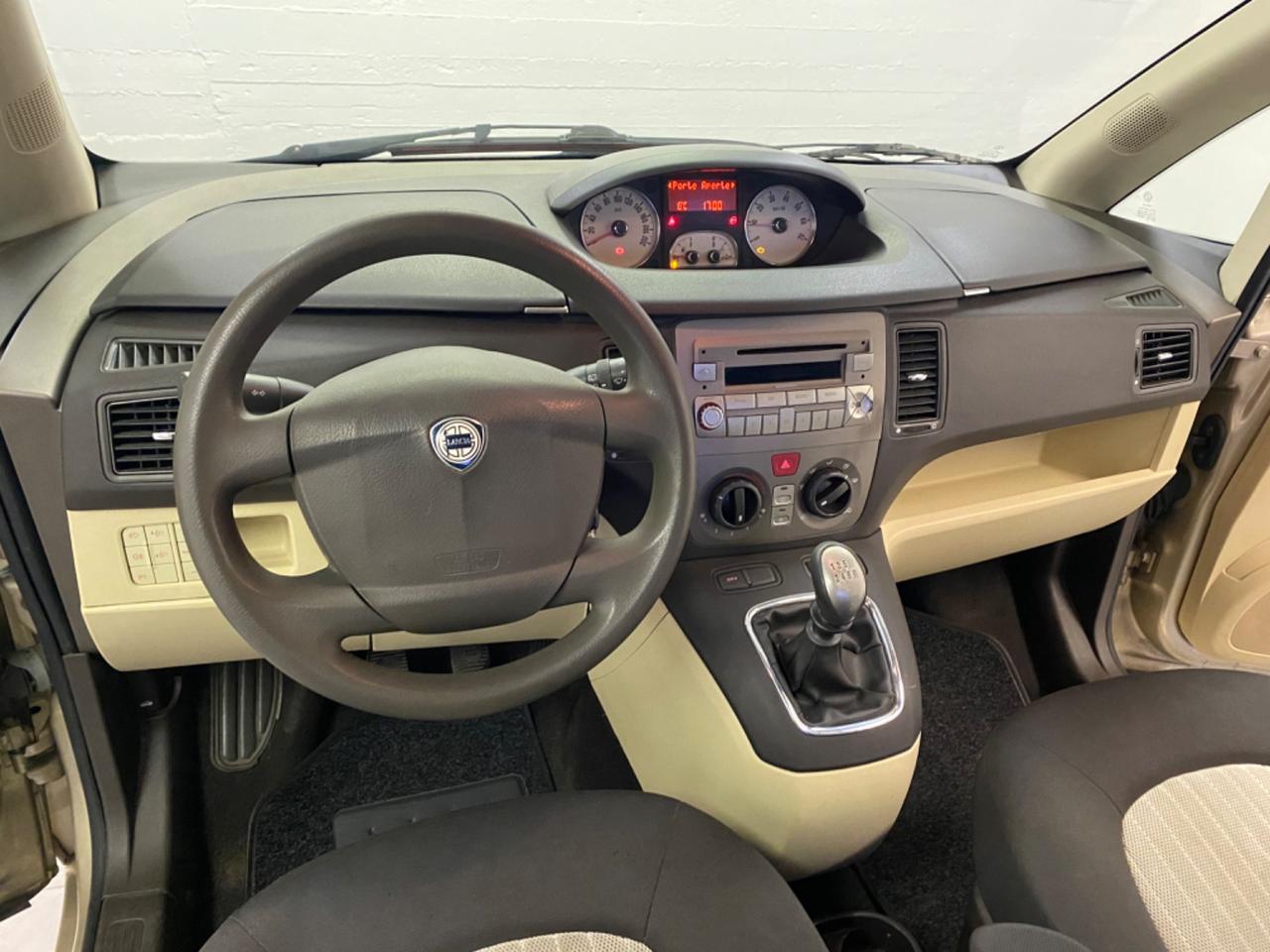 Lancia MUSA 1.4 16V Platino Plus