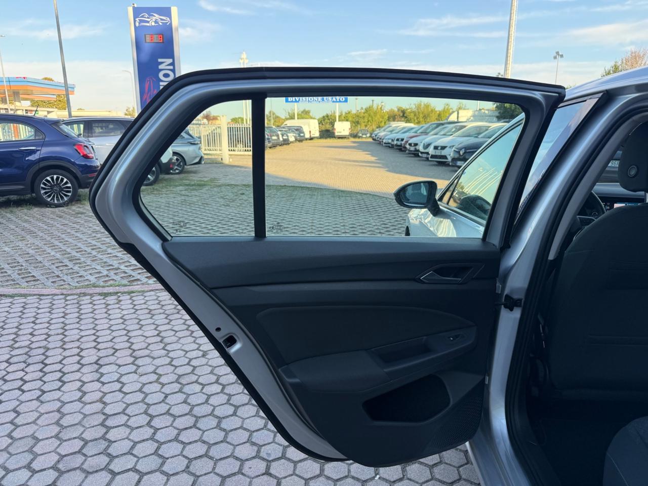 Volkswagen Golf 2.0 TDI 115 CV DSG SCR Life