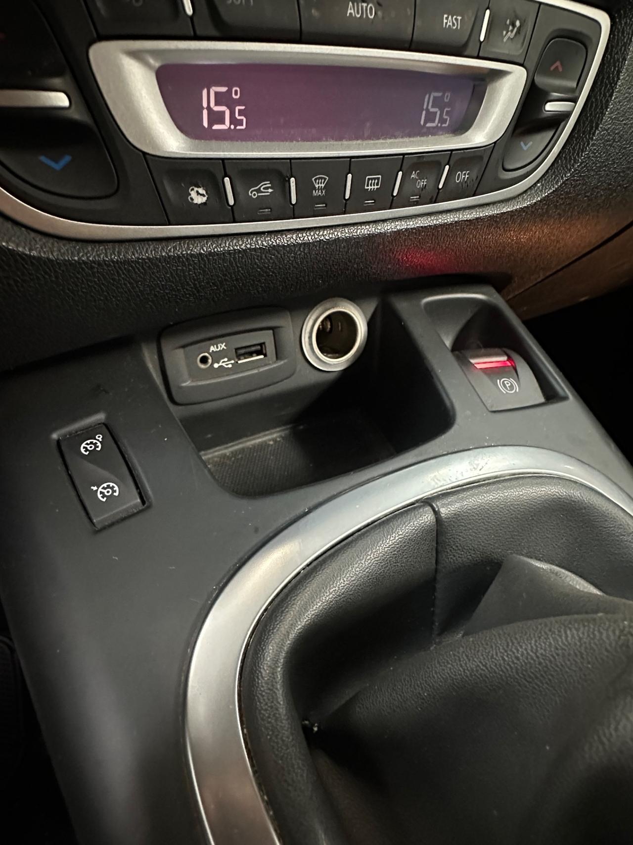 Renault Scenic Scénic X-Mod 1.5 dCi 110CV Luxe