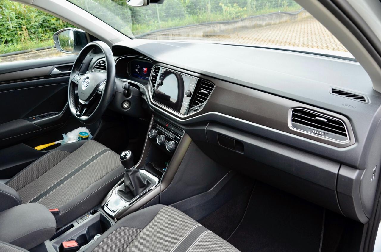VOLKSWAGEN T-ROC 1.0 TSI ADVANCED 116cv, UNICOPROP, SERVICE VW, EURO 6D, BICOLOR, APPLE ANDROID, PERMUTE