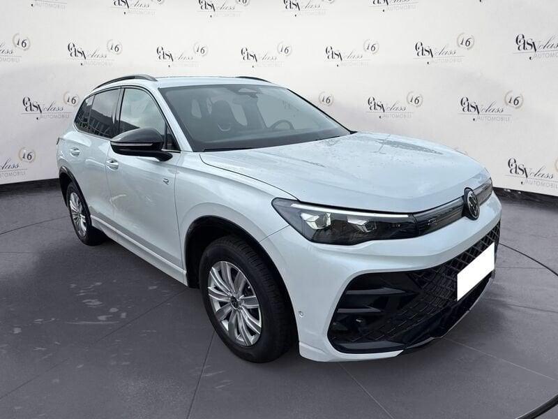 Volkswagen Tiguan Tiguan 1.5 eTSI 150 CV ACT DSG R-Line Camera 360° Led Matrix 20"