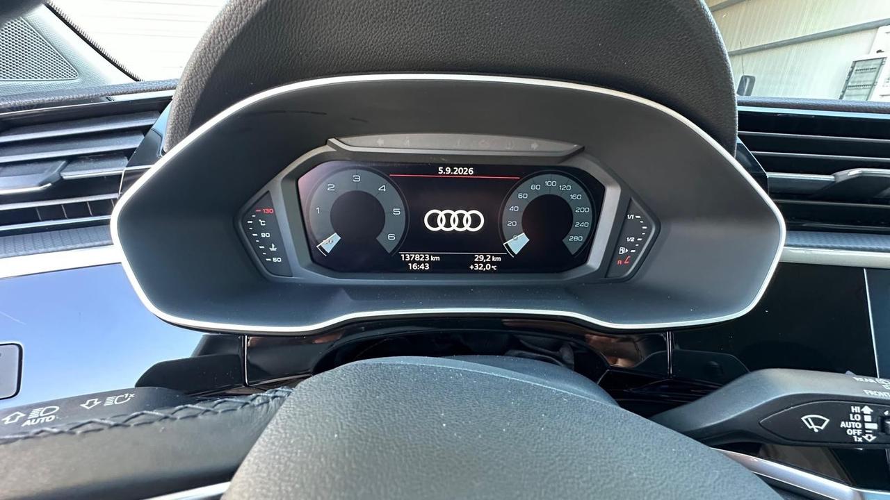 Audi Q3 35 TDI S tronic