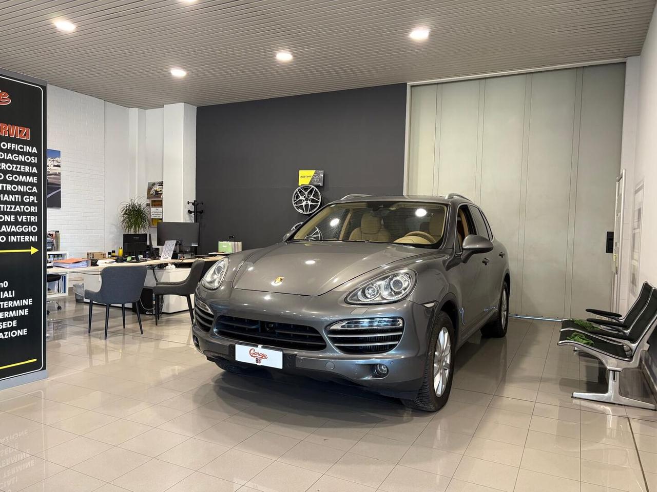 Porsche Cayenne 3.0 V6 tdi 245cv tiptronic
