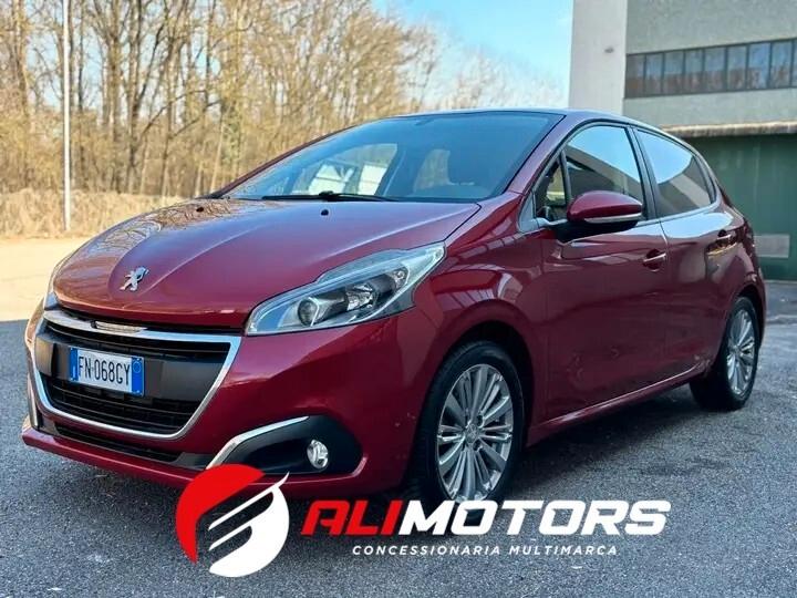 Peugeot 208 PureTech 82 5 porte Allure*NEOPATENTATI*