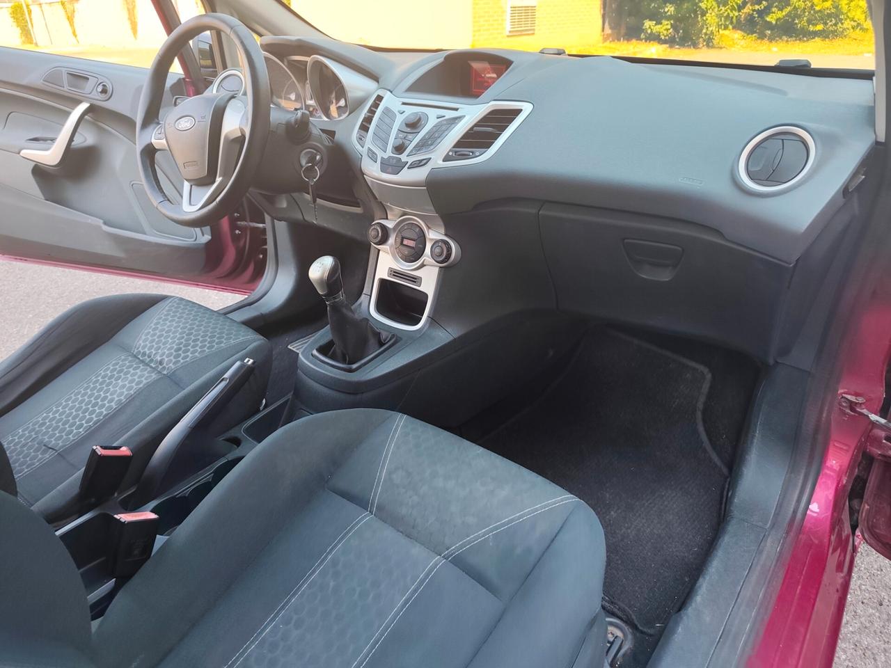 Ford Fiesta 1.2 Benz 82CV 3 porte Titanium