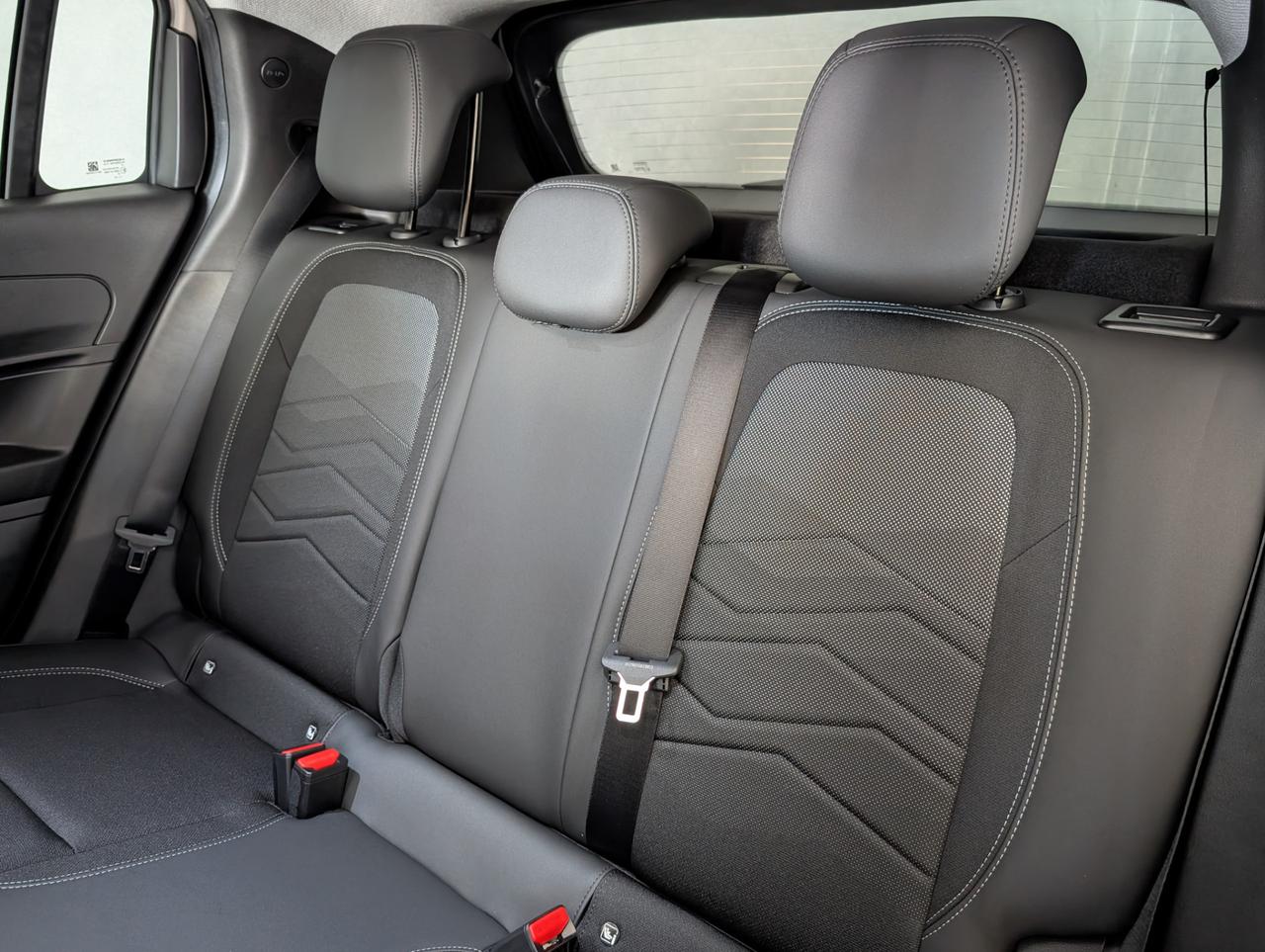 Jeep Avenger 1.2 Turbo E-Hybrid 110cv eDCT6 Summit