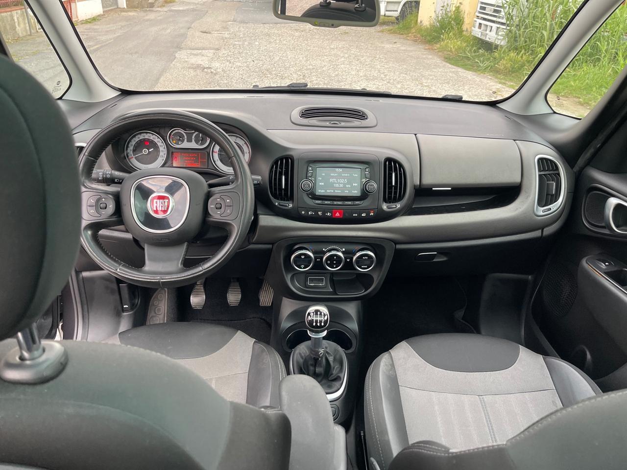 Fiat 500L 1.6 Multijet 120 CV (DOMMYcars)