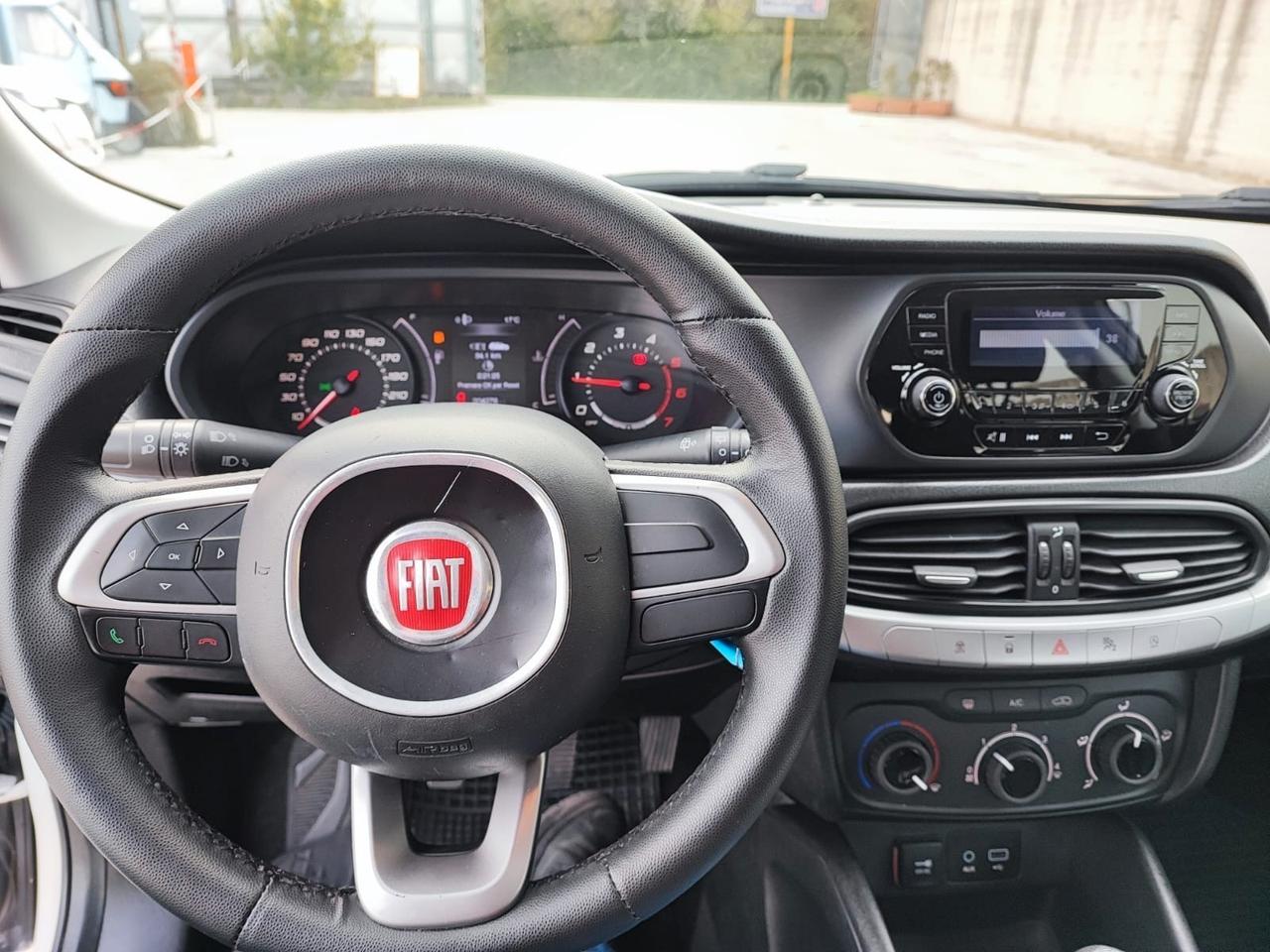 FIAT TIPO 1.3 CC. 95 CV. VERSIONE EASY IVA DEDUCIBILE RIF: 1223