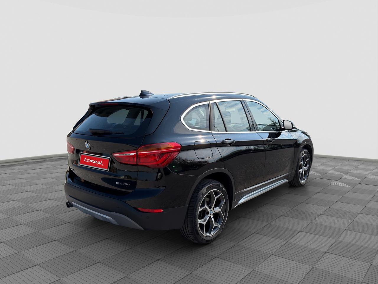 BMW X1 (F48) X1 sDrive18i xLine