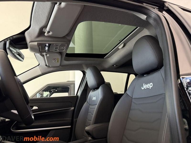Jeep Avenger 1.2 Turbo MHEV Summit