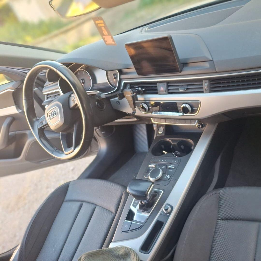 Audi A4 limousine 35 TDI S tronic