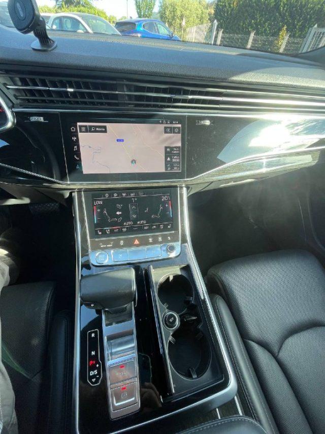 AUDI Q8 50 TDI 286 CV quattro tiptronic S LINE