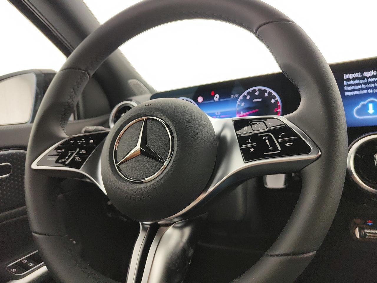 Mercedes-Benz GLA 180
