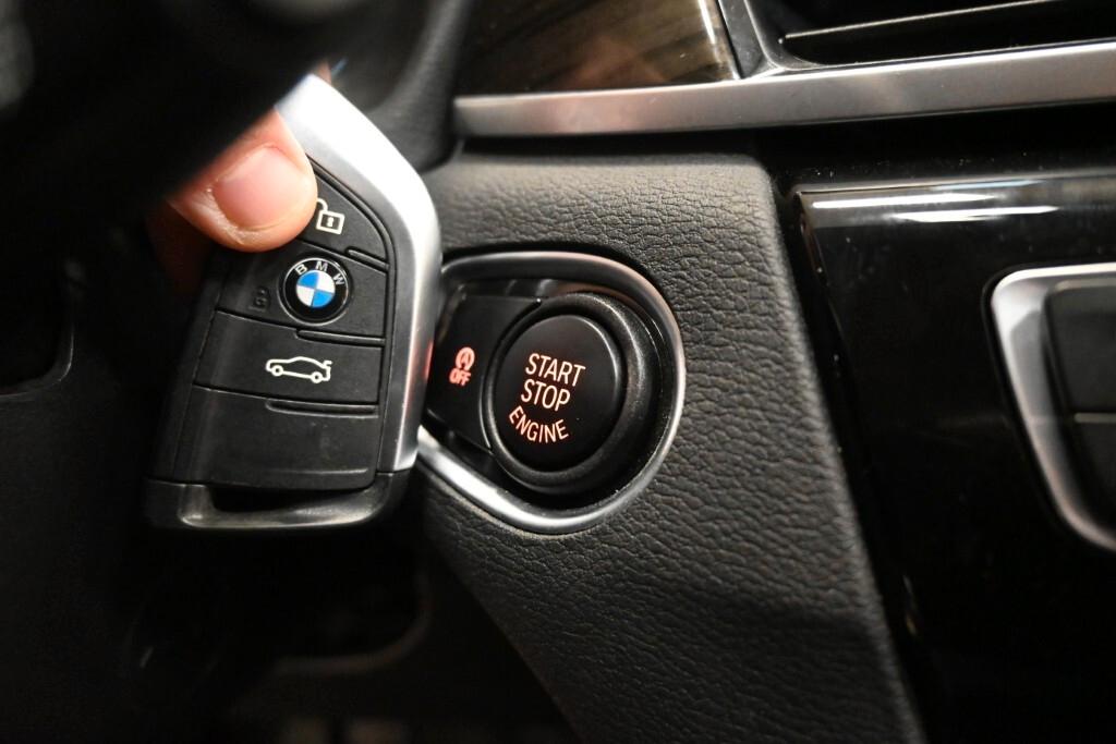 BMW X1 S-DRIVE 16d ADVANTAGE