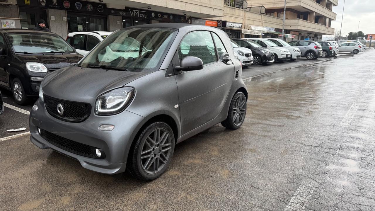 Smart ForTwo 90 0.9 Turbo BRABUS Style LED NAVI PELLE JBL CERCHI 17 SEDILI RISCALDATI PDC
