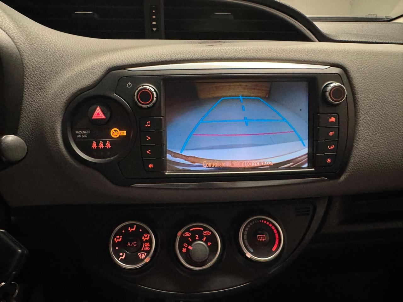 Toyota Yaris 1.0 5 porte Lounge