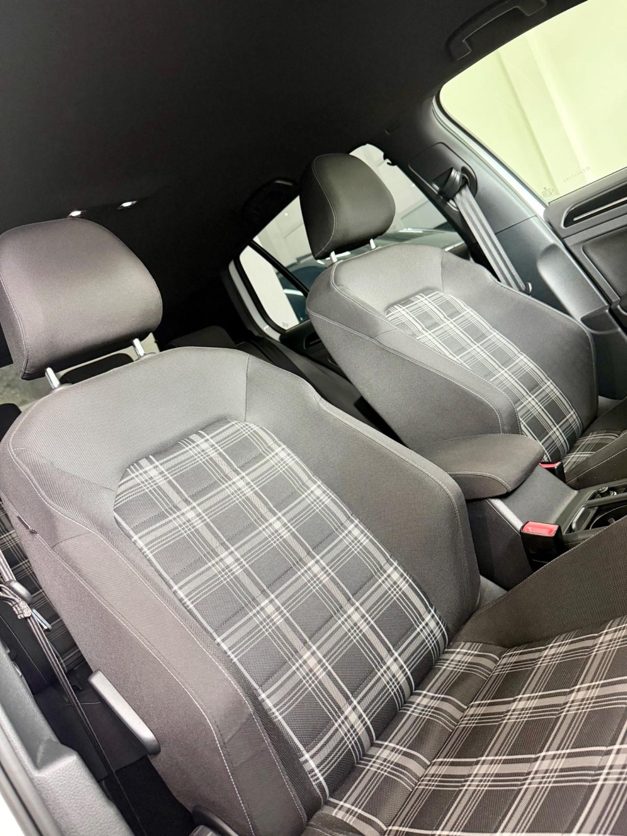 VW GOLF 7 GTD 2.0 TDI DSG 5p. FINANZIABILE