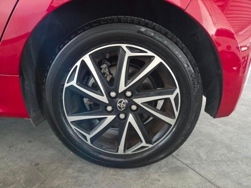 Toyota Yaris 4ª serie 1.5 Hybrid 5 porte Trend