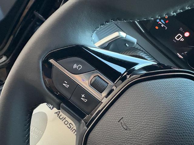 PEUGEOT 2008 Hybrid 145 e-DCS6 Allure