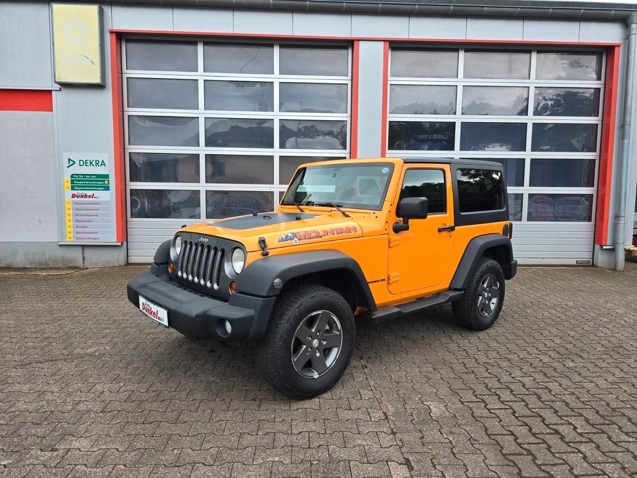 Jeep Wrangler Tettuccio rigido 2.8 CRDI Mountain