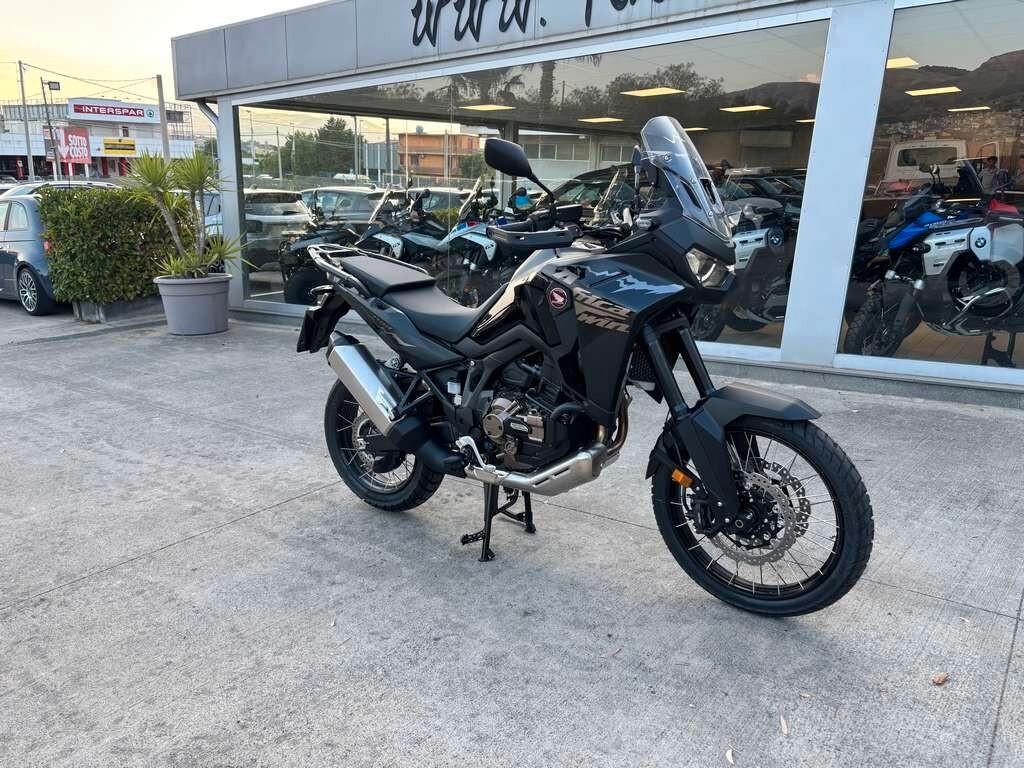 Honda CRF1100L Africa Twin DCT 2026 / KM 0 Tua a solo 179 Euro al mese