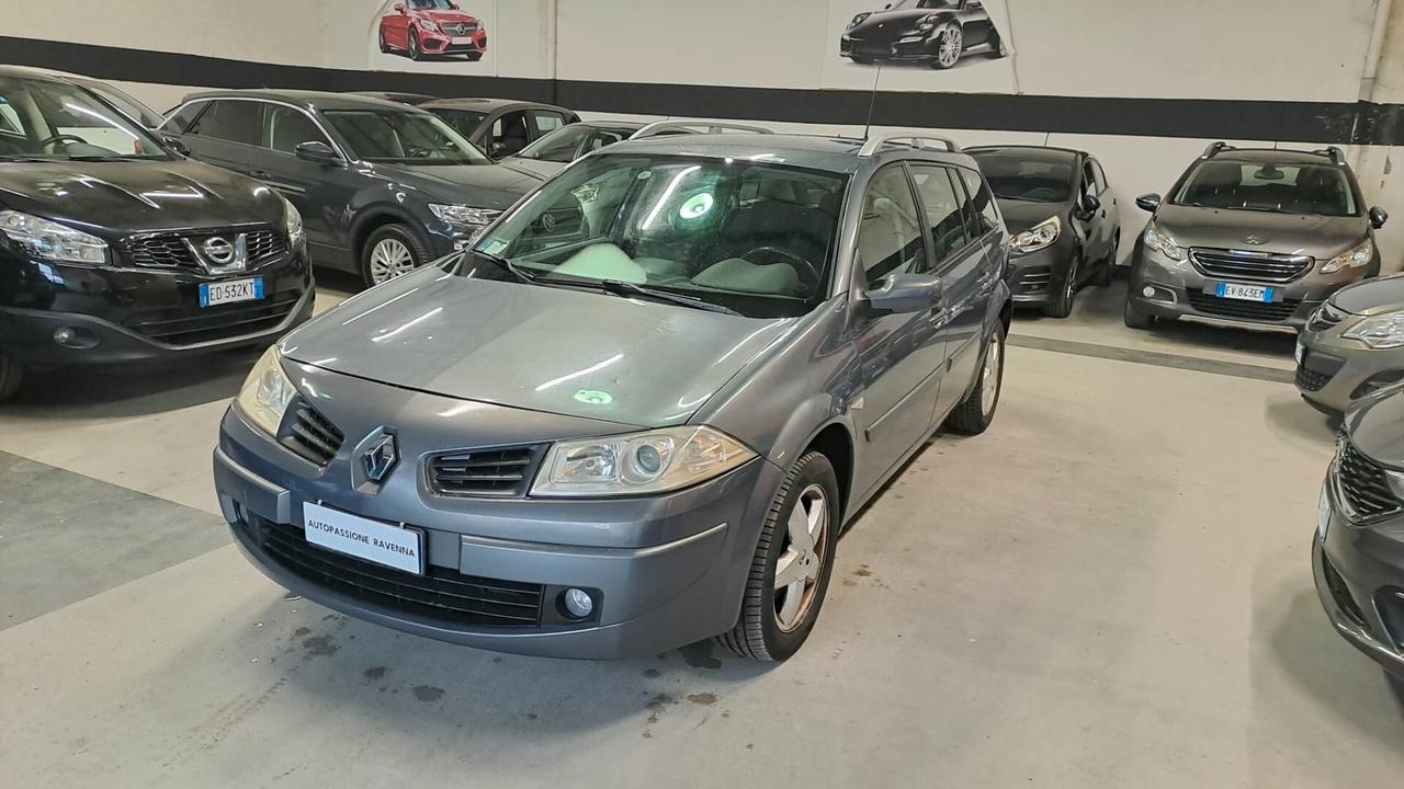 Renault Megane Mégane 1.5 dCi/85CV Grandtour Serie Speciale