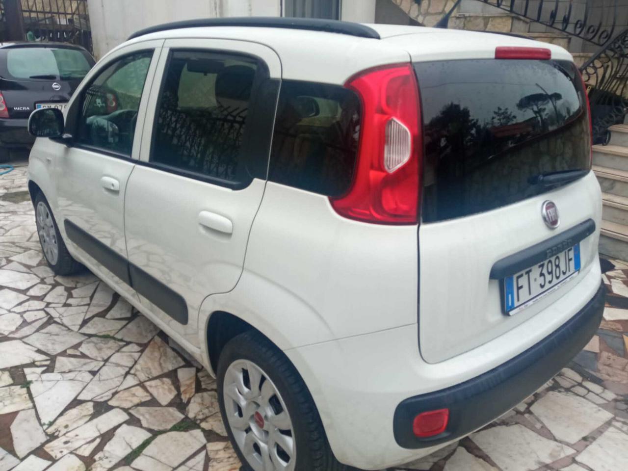 Fiat Panda 1.3 MJT 95 CV S&S Lounge CLIMA VETRI PRYVE MULTIFUNZIONE BARRE SUL TETTO PARA-COLPI