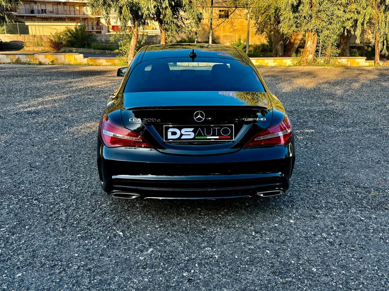 MERCEDES- BENZ CLA 200 D AMG PREMIUM
