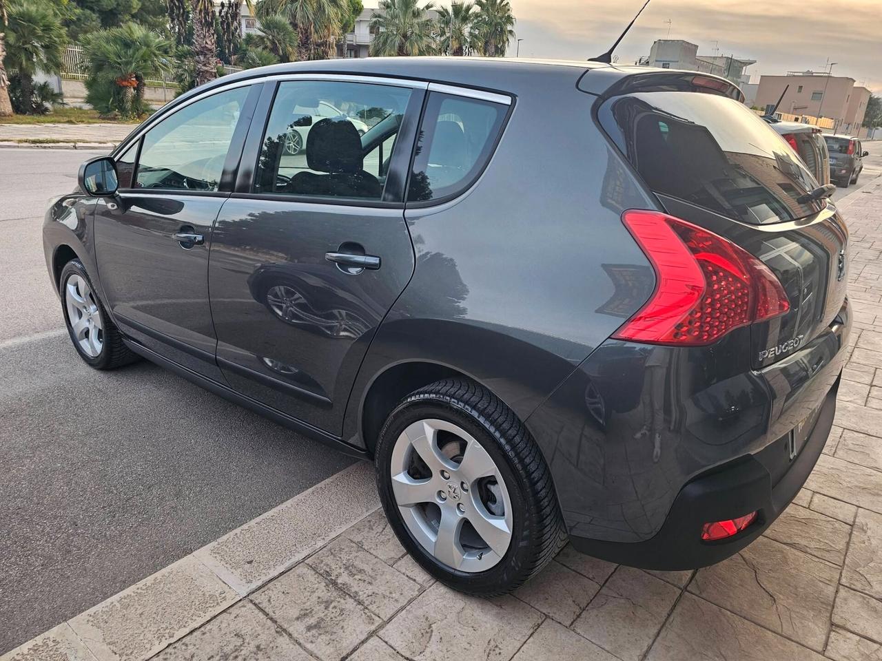 PEUGEOT 3008 1.6 HDI 115CV BUSINESS