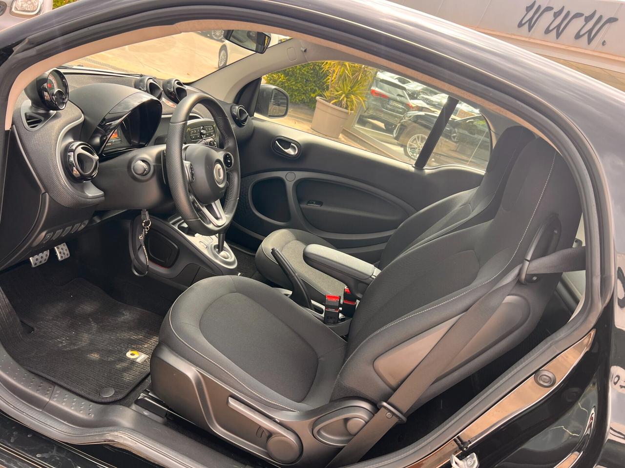 Smart ForTwo 70 1.0 Passion solo 18.000 km